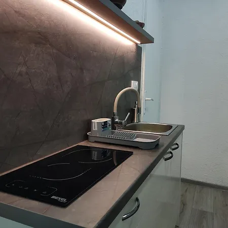 Sokak Apartmán *